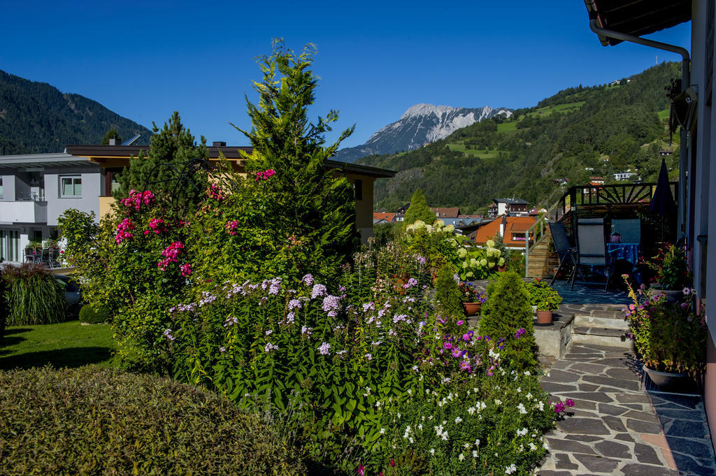 Garni Fischer Oetz Exteriör bild