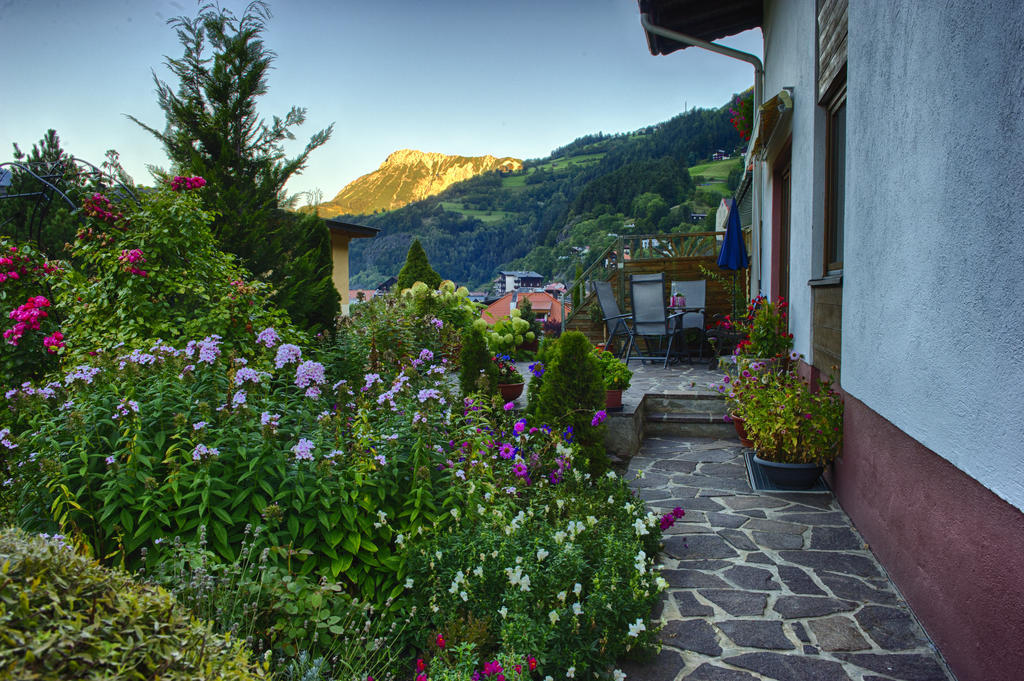Garni Fischer Oetz Exteriör bild